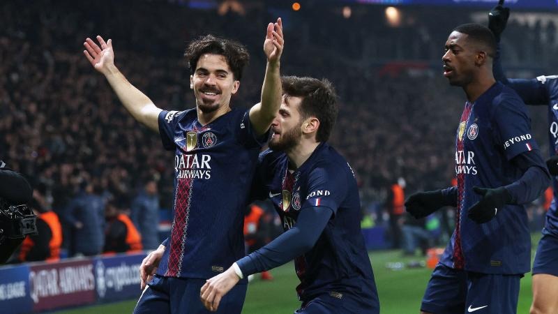 这名球员在他们的引援名单上排名极高，俱乐部对他十分青睐。🇳🇱 来源：Madrid Xtra